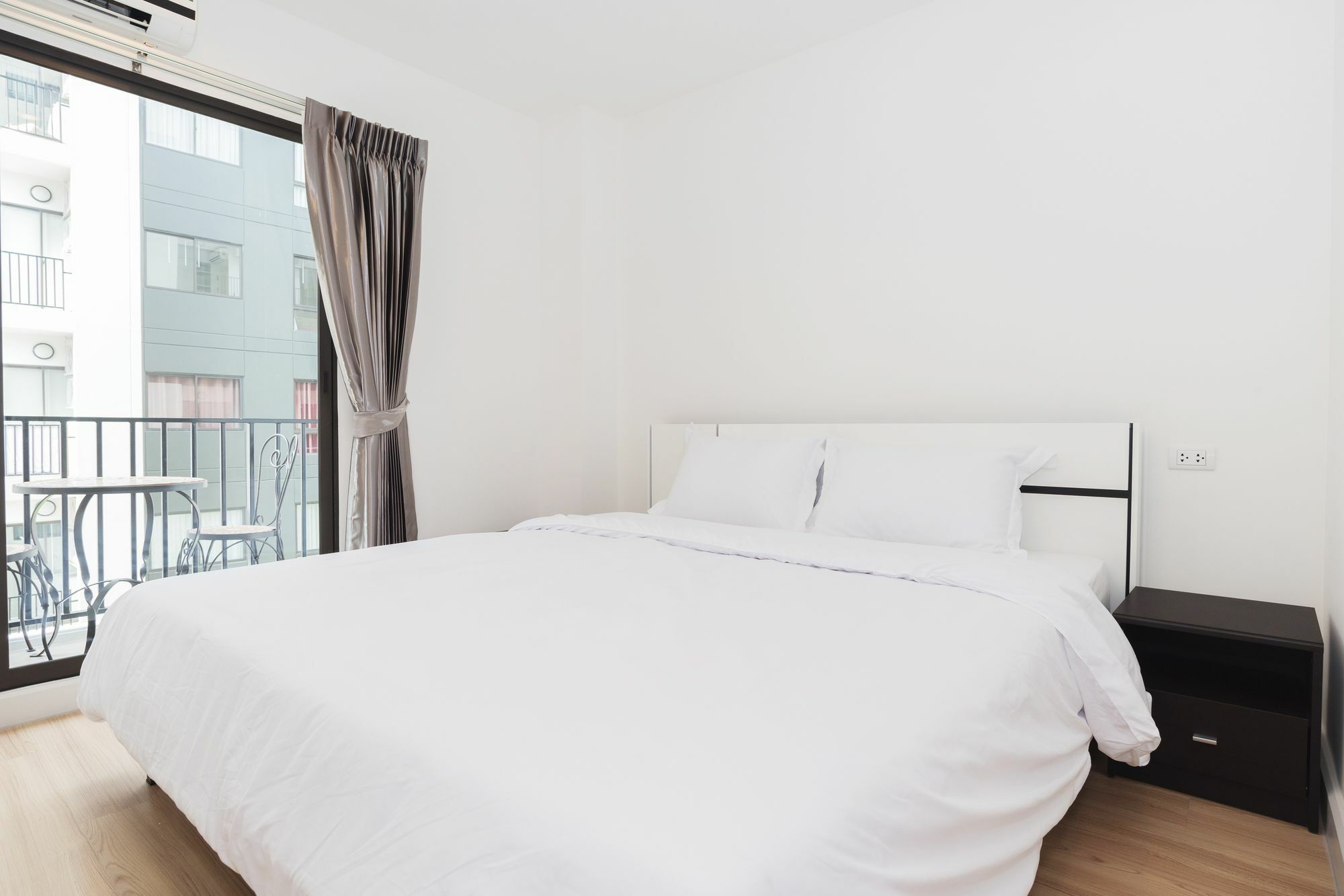 The Nest Sukhumvit 22 By Favstay Bangkok Esterno foto