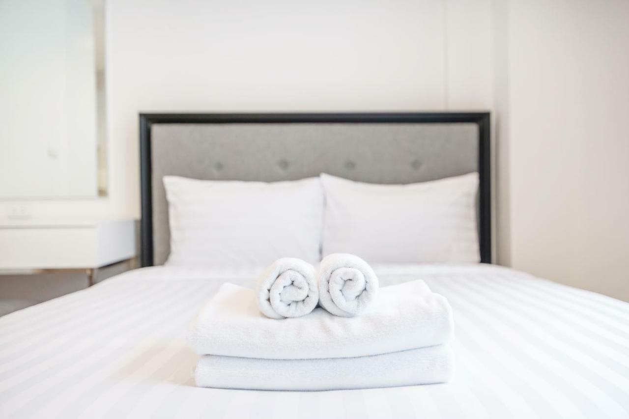 The Nest Sukhumvit 22 By Favstay Bangkok Esterno foto